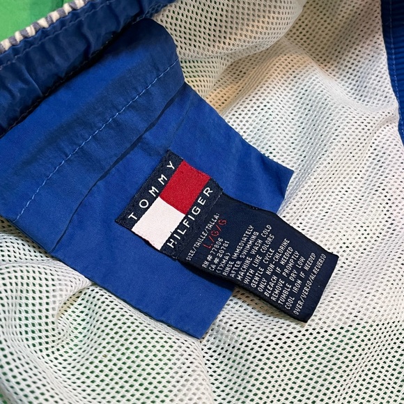 VTG. Tommy Hilfiger swim trunks! Sz. L - Picture 5 of 5